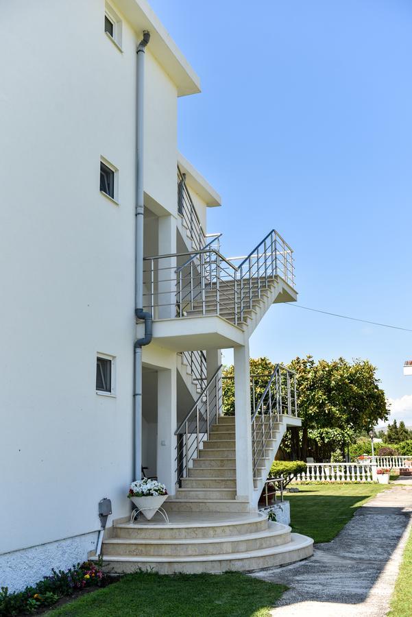 Sunrise House Apartments أولتْسي المظهر الخارجي الصورة